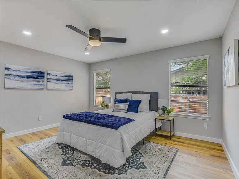 12900 Campos Dr — Photo 8