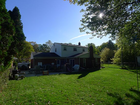 4th image of 23341 Barfield St