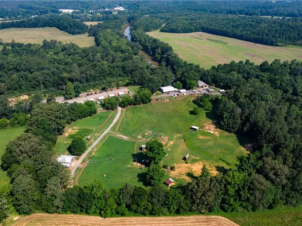 669 Nicklesville Rd NE, Resaca, GA 30735