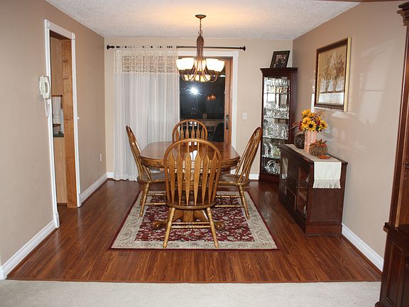 4th image of 453 Wurlitzer Dr