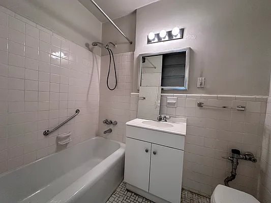 Rented by S&S Ocean Bay Properties | media 22