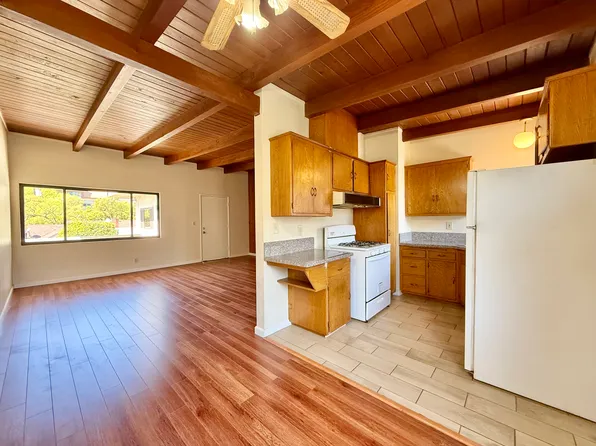 1338 N Columbus Ave, Glendale, CA