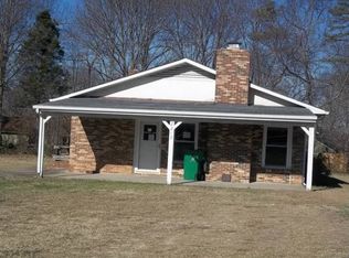 2212 Burkholder Rd, Charlotte, NC 28214