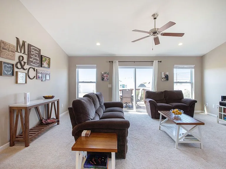 1328 Ellery Grove Ct — Photo 6