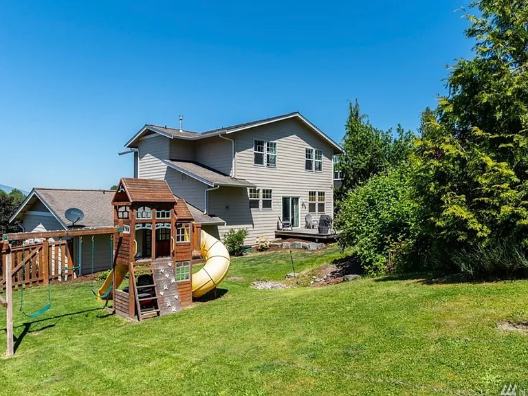 1119 N Waugh Rd — Photo 30