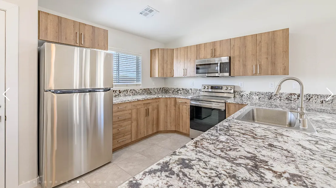 2 bed, 950 sqft, $1,390 — Photo 3
