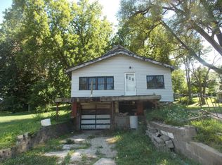 2310 Green Valley Rd, Saint Joseph, MO 64505