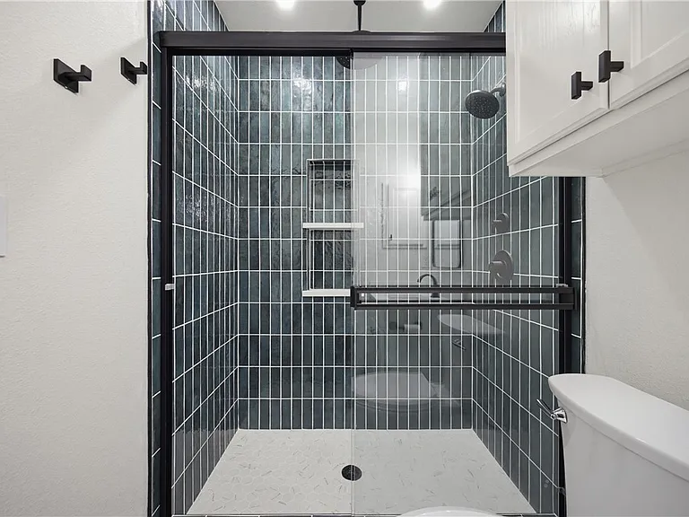 7846 Calgary Dr — Photo 17