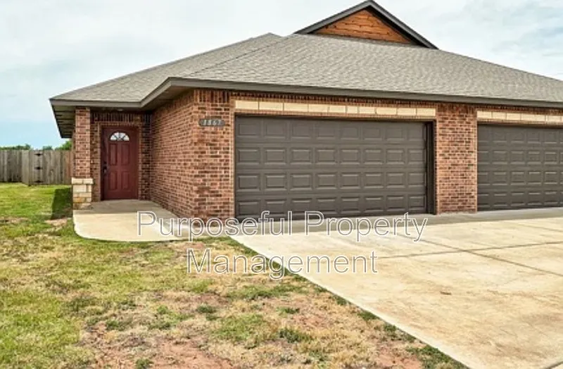 1867 Cypress Ln