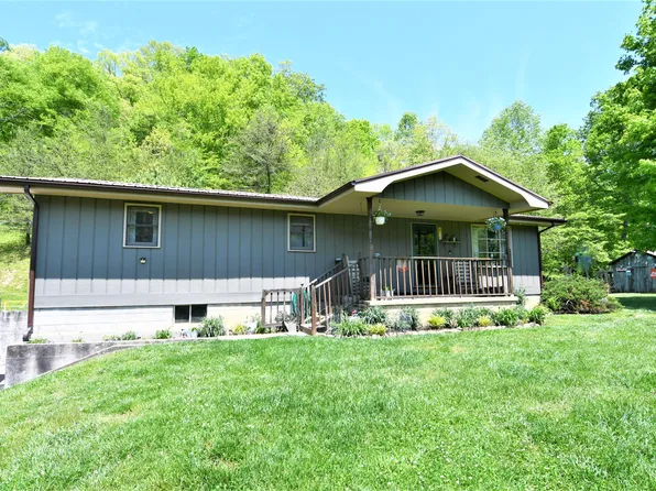 8075 State Highway 378, Vancleve, KY 41385