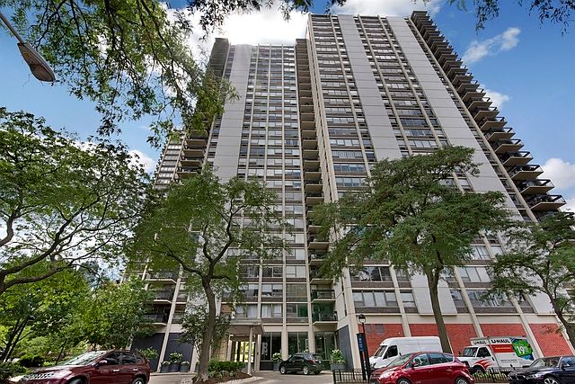 1st image of 1360 N Sandburg Ter APT 2903