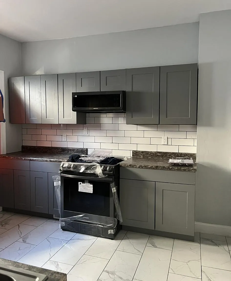 2 bed, 950 sqft, $1,875 — Photo 2