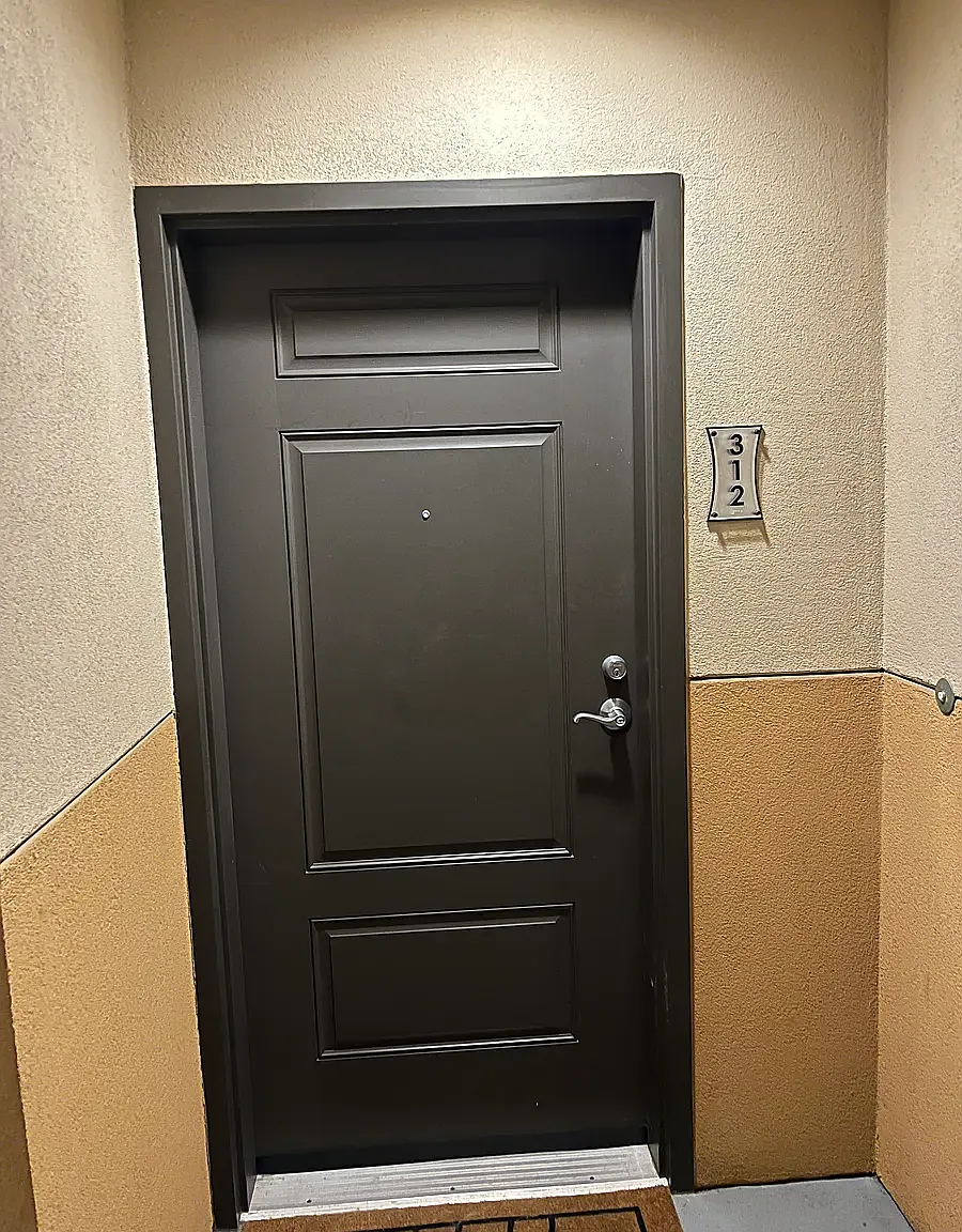 2 bed, 1052 sqft, $3,500 — Photo 2