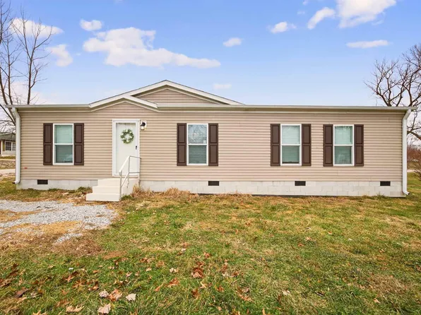 142 Heartland St, Bedford, IN 47421