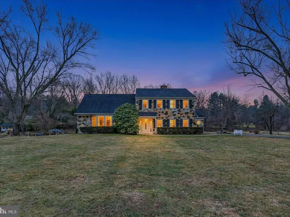 1416 Ponds Edge Rd, West Chester, PA 19382