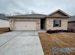 458 Jackson Point Cir, Huntsville, AL 35811