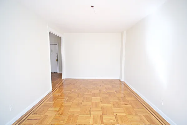 Rented by Compass | media 9