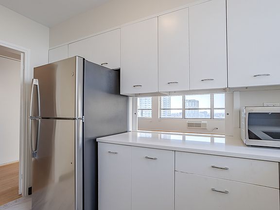 2nd image of 5530 S Shore Dr APT 20C