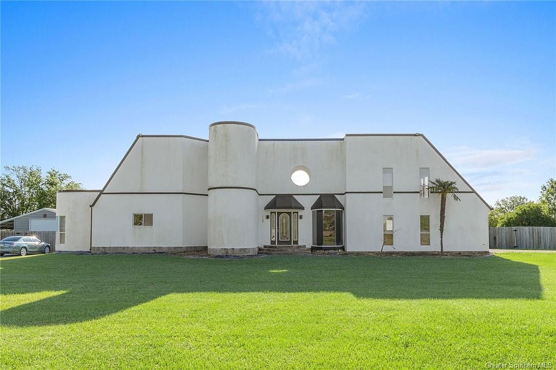 は*ん様 house on the hill L/S Tee (Checker) 7105 Windmill Ln, Lake Charles, LA 70605 | Zillow