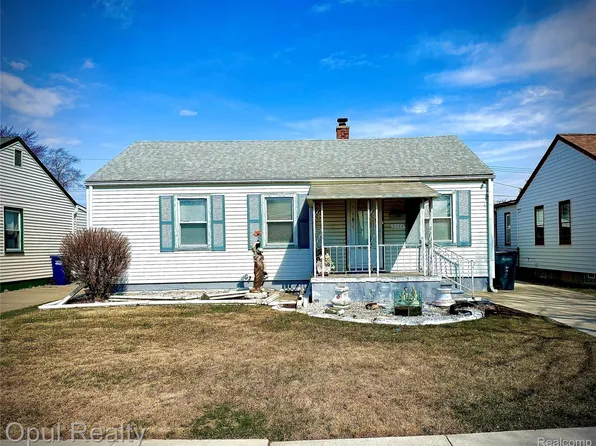 2084 New York Ave, Lincoln Park, MI 48146