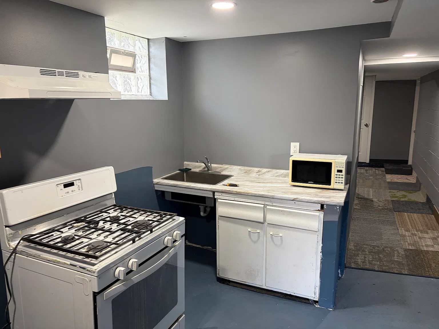 1 bed, 450 sqft, $650 — Photo 3