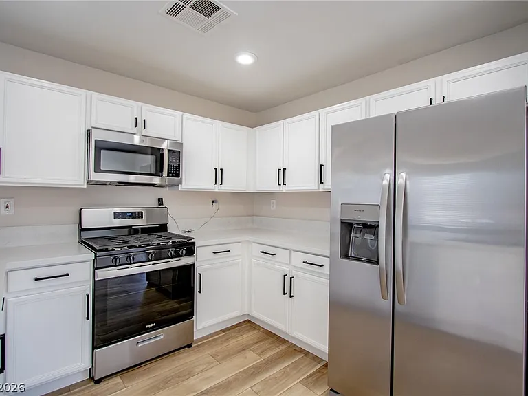 2108 Sandy Ln — Photo 7