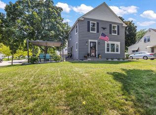 9005 W Montana Ave, West Allis, WI