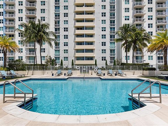 3rd image of 3000 Coral Way APT 1110