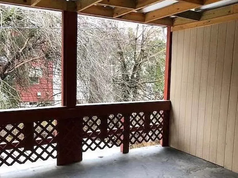 344 Locust St — Photo 3