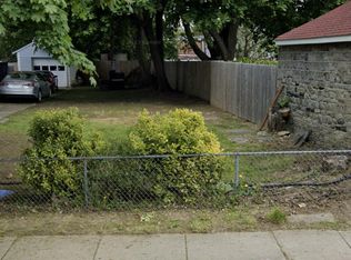 209 Pusey Ave, Collingdale, PA 19023
