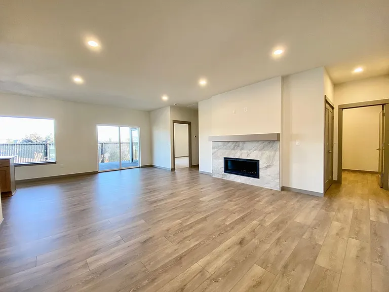 4404 Tayhill Way — Photo 1