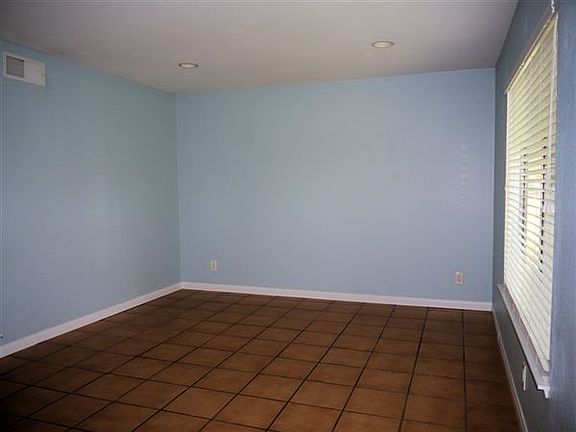 Spacious living room.