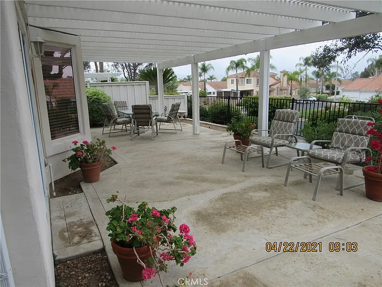 40385 Via Francisco — Photo 3