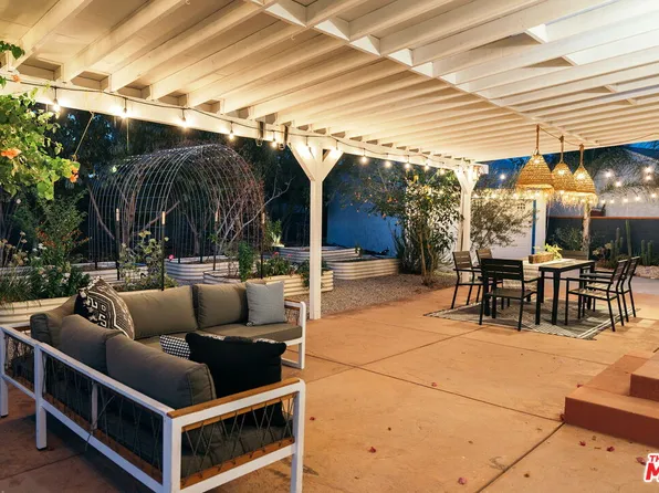 14135 Glamis St, Pacoima, CA 91331