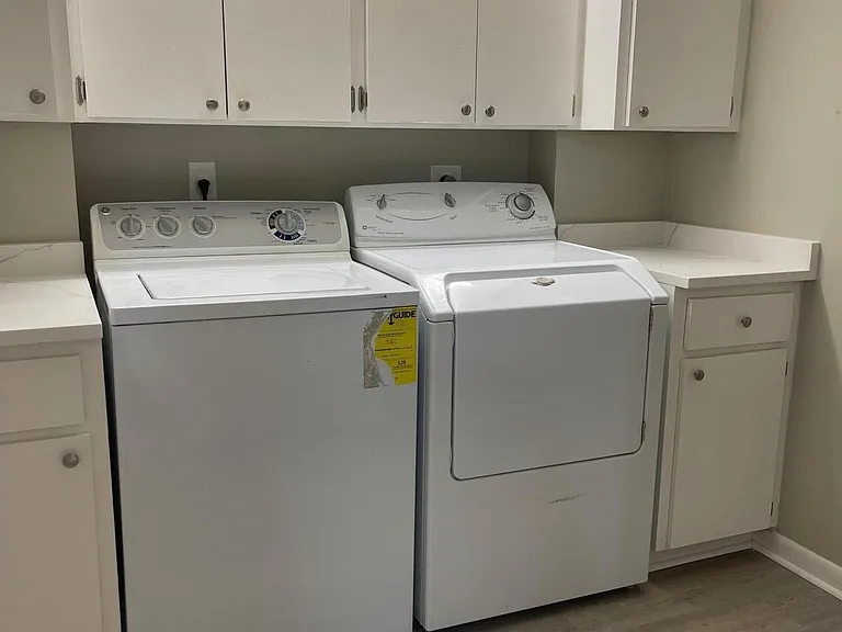 3636 Whitehall Dr #402 — Photo 9