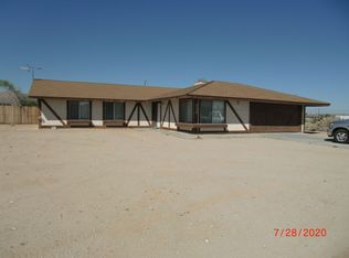 4734 Round Up Rd, Twentynine Palms, CA 92277