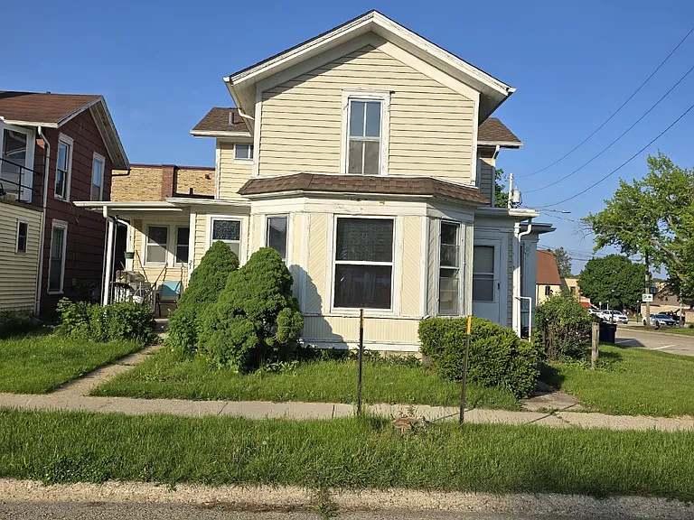 416 Dodge St — Photo 2