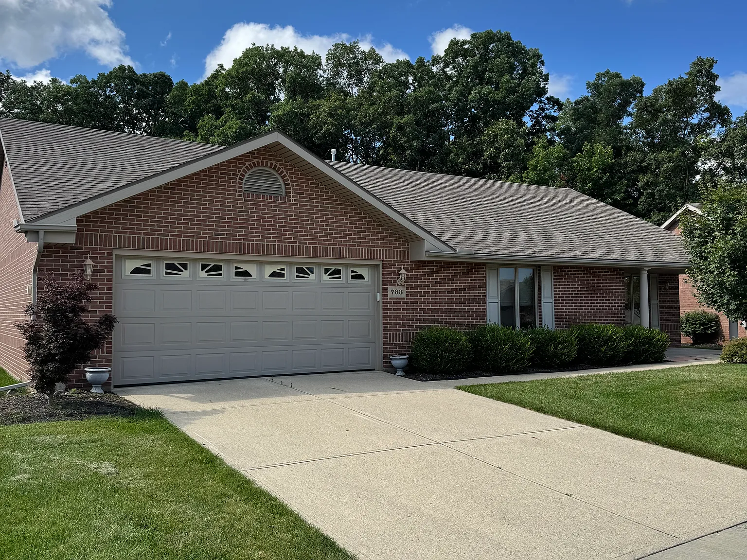 2 bed, 1700 sqft, $2,000 — Photo 1