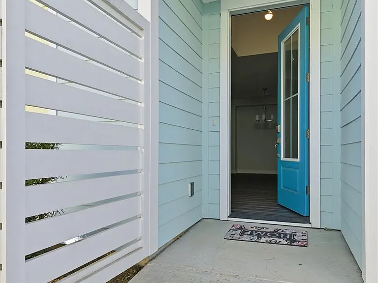 155 Weekend Ave — Photo 17