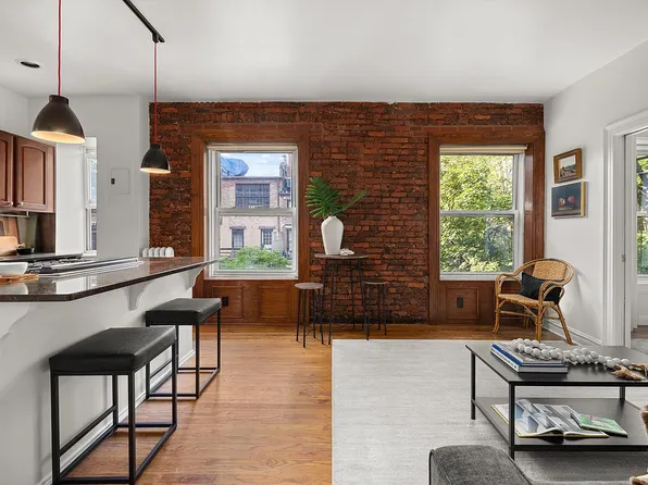 25 Charles St APT 3D, New York, NY 10014