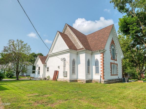 1014 S Main St, Carthage, MO 64836