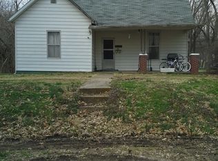 207 Center St, Rockport, IN 47635