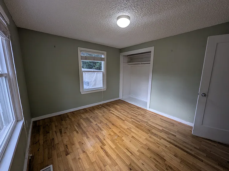 15530 8th Ave NE — Photo 11