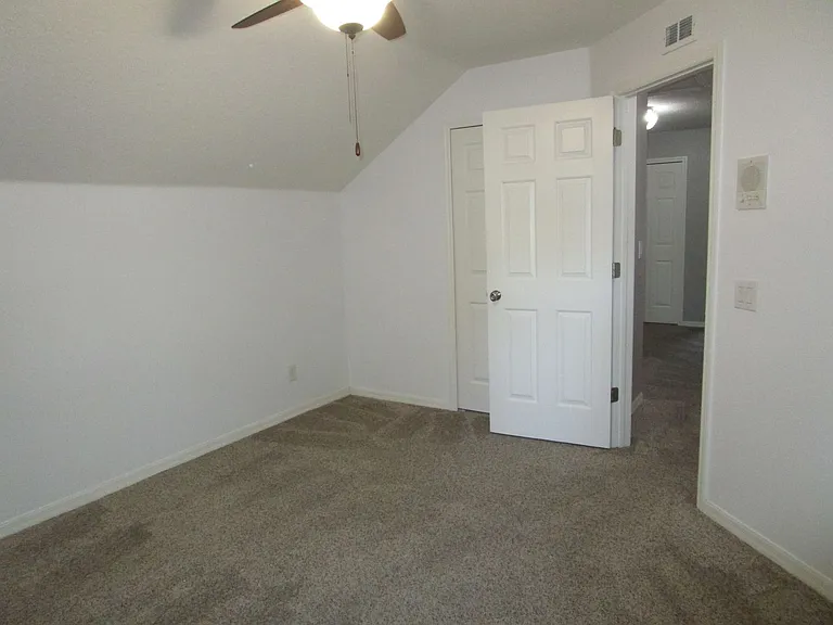 6202 Gannetdale Dr — Photo 20