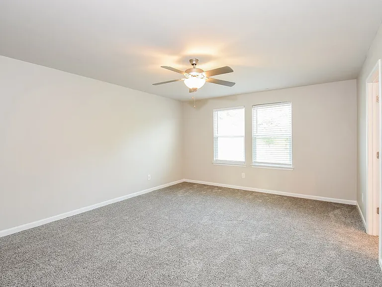 6068 Hickory Creek Ct — Photo 11