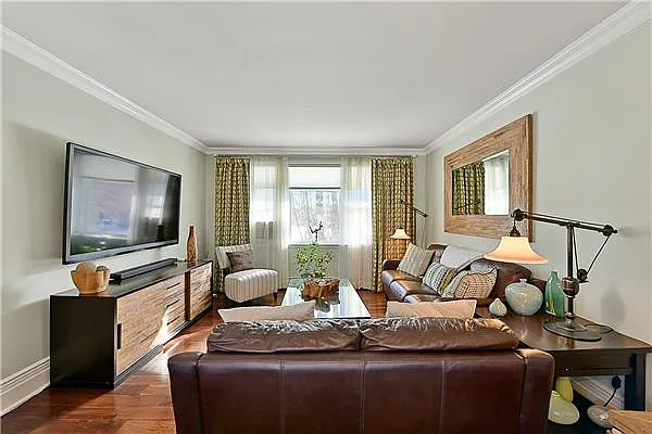 Sold by Exclusive Properties Sotheby's International Realty | media 2