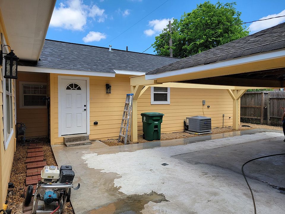 1st image of 4117 Woodleigh St #B