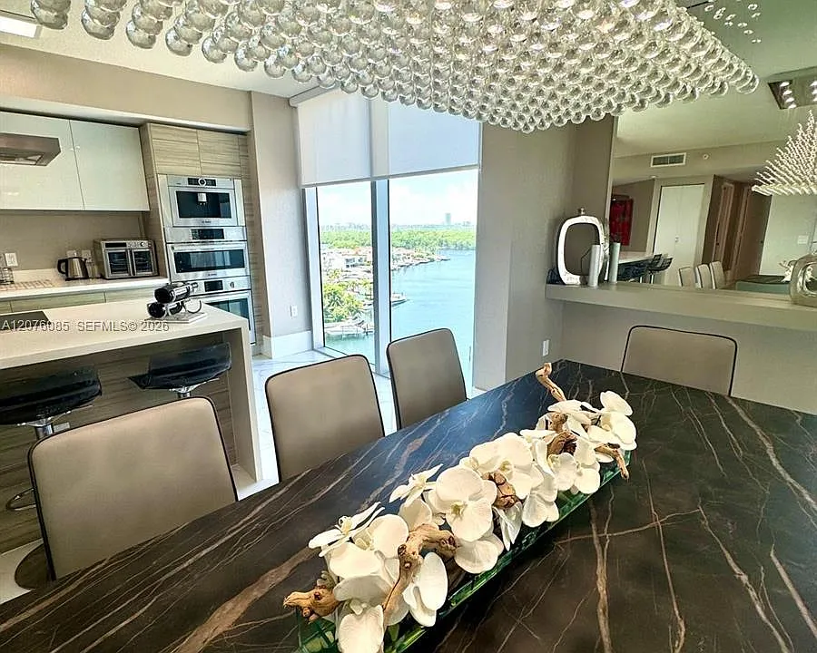 330 Sunny Isles Blvd #1001