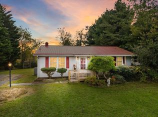 1363 Dow St, Christiansburg, VA 24073