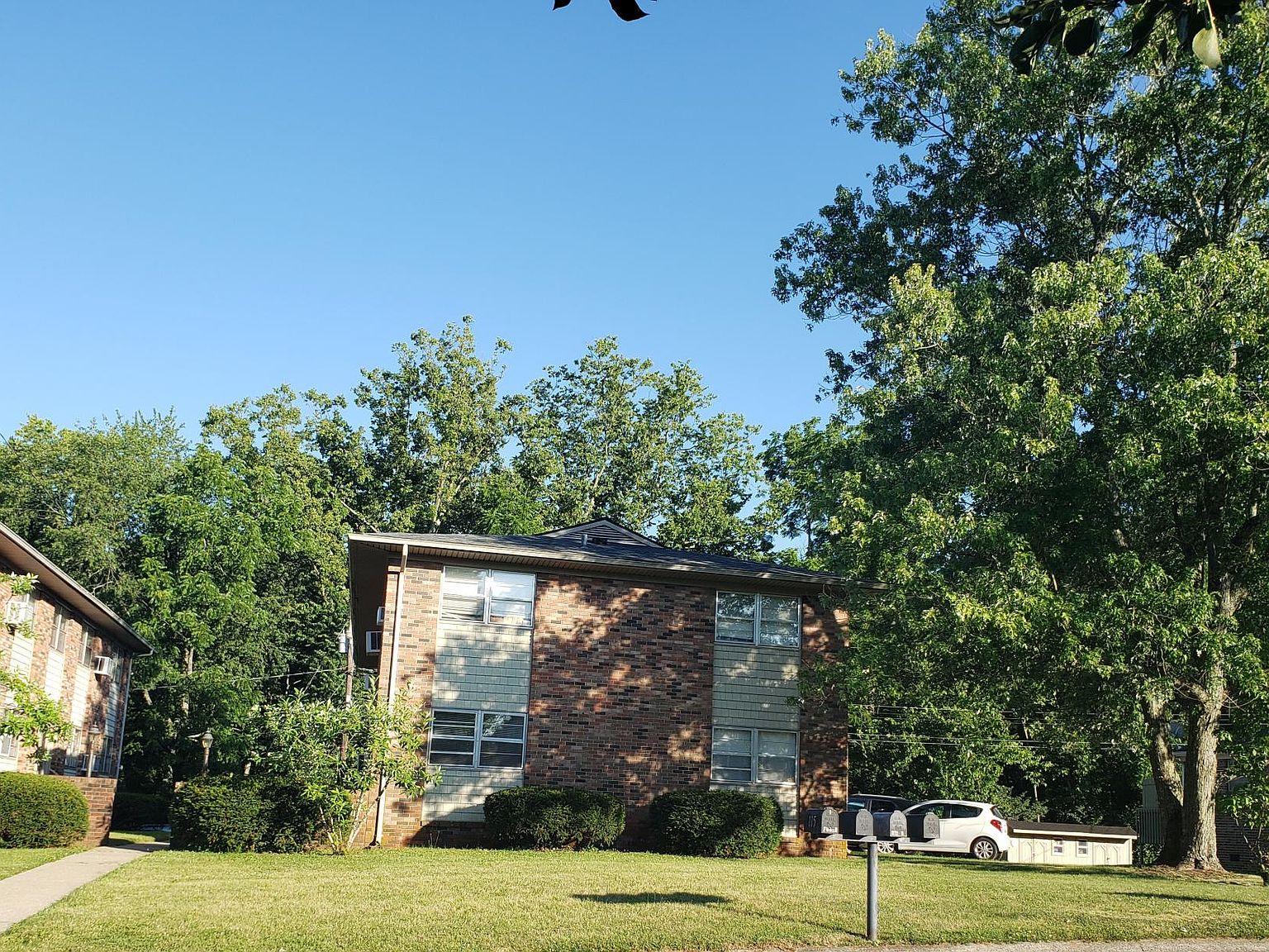 105 Bourbon Hills Dr APT 1, Paris, KY 40361 Zillow